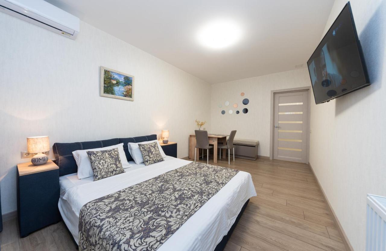 Apartments Riviera Kiev Ngoại thất bức ảnh